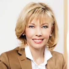 Sie habe ihre familie besucht und war am wahlabend . Doris Schroder Kopf Schroederkoepf Twitter