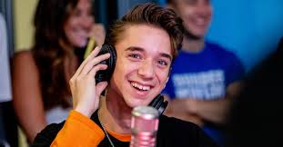 Daniel seavey hottest moments try not to blush. Did Daniel Seavey Join The Hype House Fans React To Brother S Tweet