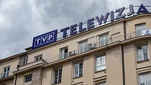 Tvp sport przygotowuje nową aplikację mobilną, w której oprócz odświeżonego interfejsu pojawi się wsparcie dla airplay'a oraz chromecasta. Tvp Z Nowa Oprawa I Logotypami Telewizja Stawia Na Duze Liternictwo I Czytelny Przekaz