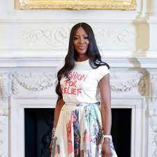Ob campbell die leibliche mutter ist, sie das kind adoptierte oder eine leihmutter es austrug, ist unklar. Naomi Campbell Plotzlich Mutter Sie Zeigt Ihr Baby Gala De