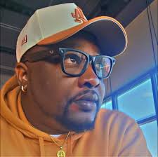 Trump Didn't Get Invited To Barbara Bush's Funeral Either. Follow  @shulerking Comedian Shuler King