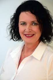 Amazon.com: Elizabeth Ellen Carter: books, biography, latest update