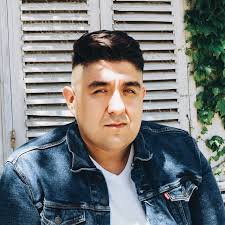 Rudy Cruz's Instagram, Twitter & Facebook