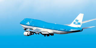 The advanced series 300 was announced at the september 1984. Air France Klm Martinair Cargo Boeing 747 400 Combi