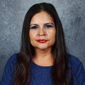 Carolyn Cobos's Instagram, Twitter & Facebook