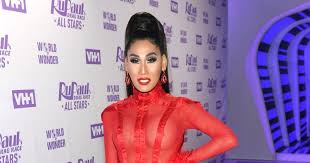Latrice royale, trinity taylor, manila luzon, monét x change and more drag race superstars return for another shot at capturing the crown. Rupaul S Drag Race All Stars Season 4 Episode 3 Gia Gunn S Scheming Ploy May Have Cost Her The Crown Meaww