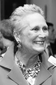 Leslie Sterling's Instagram, Twitter & Facebook