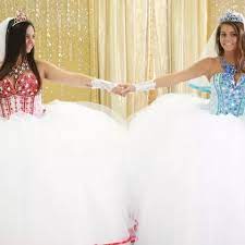 We would like to show you a description here but the site won't allow us. My Big Fat Gypsy Wedding Die Verrucktesten Hochzeitskleider Bunte De