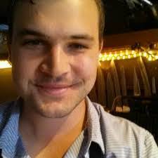 Derek Giles's Instagram, Twitter & Facebook