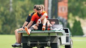 Joe Burrow injured his calf on Thursday, according to Zac Taylor