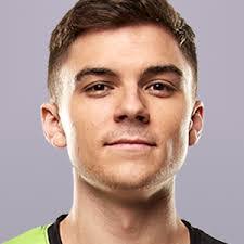 Jake Lyon's Instagram, Twitter & Facebook