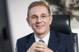 Peter Oswald neuer Vorsitzender des Universitätsrates