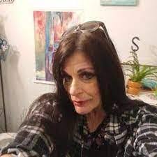 Tori Kolar's Instagram, Twitter & Facebook