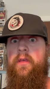 Kris Wallace's Instagram, Twitter & Facebook