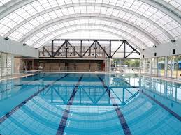 Une Sortie En Famille A La Piscine In 2020 Outdoor Pool Outdoor Decor