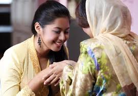 Jamuan hari raya 1 malaysia. Duit Raya The Multicultural Origins Of A Sincere Act That Comes From The Heart Trp