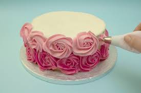 The open star tip is extremely versatile. Piped Buttercream Roses