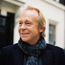 Robert Senior a Chairman: Studio of Art & Commerce in London