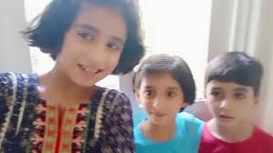 3 ingredients chocolate popsicle recipie by little girl