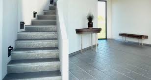 Escalier moderne en béton armé. 6 Options D Habillage Pour Un Escalier En Beton