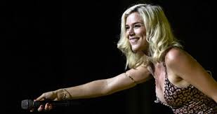De vrouw van sherida spitse is prachtig zwanger! Zangeres Joss Stone 33 Is Zwanger Van Haar Eerste Kind Linda Nl