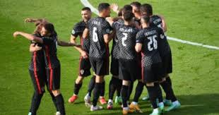يصطدم منتخب انجلترا في مواجهة قوية وحاسمة في مشواره في بطولة يورو 2020 بنظيره منتخب إنجلترا فاز في الجولة الأولى ضد كرواتيا بهدف دون رد، إلا أنه تعادل في الجولة. Ù…ÙˆØ¹Ø¯ Ù…Ø¨Ø§Ø±Ø§Ø© ÙƒØ±ÙˆØ§ØªÙŠØ§ Ø¶Ø¯ Ø§Ø³ÙƒØªÙ„Ù†Ø¯Ø§ Ø§Ù„ÙŠÙˆÙ… ÙÙ‰ ÙŠÙˆØ±Ùˆ 2020 Zad News