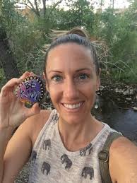 How to meet new people and find community in Sedona, Arizona?