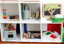 9 Tipps Fur Ein Bisschen Montessori Im Kinderzimmer Mamahoch2 Kinder Zimmer Montessori Material Selber Machen Kindergarten Kinderzimmer Einrichten Junge