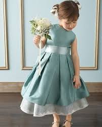 Wer für den traum in weiß nicht zuviel geld. Die 17 Besten Ideen Zu Brautkleid Farben Brautkleid Farben Braut Brautkleid