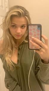 Sofia Lianna Forum VR laying law scene