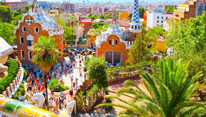 El edificio, construido como casa muestra del proyecto de urbanización del park güell. Gaudi House Museum Barcelona Book Tickets Tours Getyourguide Com