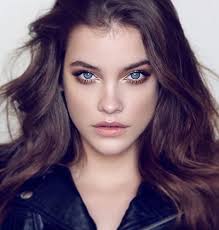 Hungarian model barbara palvin rose to fame in 2016 after she was first looked in the sports illustrated swimsuit issue. Barbara Palvin Bio Wiki Net Worth Married Children Affair Family Dating