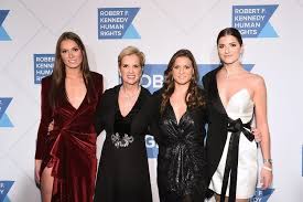 Andrew cuomo and his former wife, kerry kennedy, has come out as bisexual for pride month. Meet Andrew Cuomo S Three Chic Daughters Who Also Happen To Be Kennedys