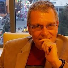 Donald Root (@ropt_donald)