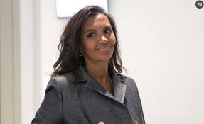 Annabgo x she is considerably bigger than your average