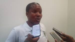 Manager baroka fc date left: Baroka Fc Coach Kgoloko Thobejane Gives The Referees Thumbs Up After Their 1 2 Defeat By Kaizer Chie Youtube