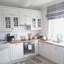 Pin By Hajr 17 On مطابخ Modern Kitchen Kitchen Kitchen Cabinets