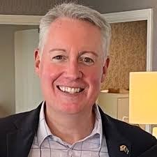 Larry Doan's Instagram, Twitter & Facebook