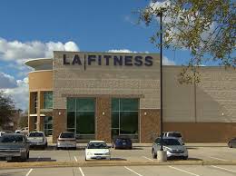 exercises center of la fitness lawsuit