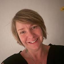 Mandy Tabor's Instagram, Twitter & Facebook