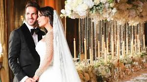 Ana tiene veinte años y maría tiene ocho años. Bodas De Famosos Quien Es Daniella Semaan La Diosa Libanesa Que Se Ha Casado Con Cesc Fabregas