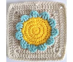 Hello my friends, i'm here again to share a very beautiful pattern that enchanted me yesterday and i saved it to bring here for everyone to be able to do it too. Crochet A Simple 3d Flower Granny Square Raffamusadesigns