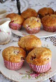 Muffins Au Yogourt Bananes Et Fraises Recette Avec Des Fraises Fraises Et Bananes Recette Dessert Sante