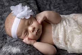 Capturing Newborn Essence with Kara Whaley