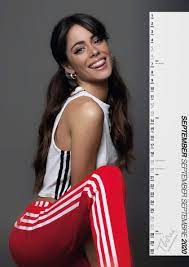 4,060,191 likes · 55,828 talking about this. Tini Stoessel 2020 Calendar Star Of Violetta English German And French Edition Stoessel Martina 9781617018039 Amazon Com Books