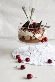 Trifle Facon Foret Noire Favorite Desserts Trifle Food