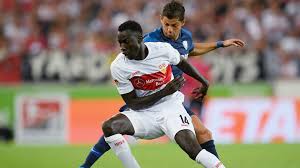 Последние твиты от silas (@wamangituka). Stuttgart Coach Tim Walter Believes In Silas Wamangituka S Identity Goal Com