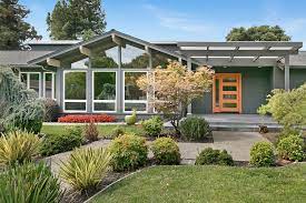 Venice island mid century modern exterior of the house: 75 Beautiful Mid Century Modern Exterior Home Pictures Ideas July 2021 Houzz
