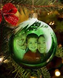 Add a personal touch to your cards with vibrant foil text. Make A Christmas Bauble Card With Christmas Bauble Template