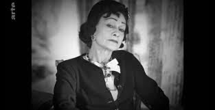 Enter the world of chanel and discover the latest in fashion & accessories, eyewear, fragrance & beauty, fine jewelry & watches. Staff Picks Die Unsittlichen Karriere Hacks Der Gabrielle Coco Chanel